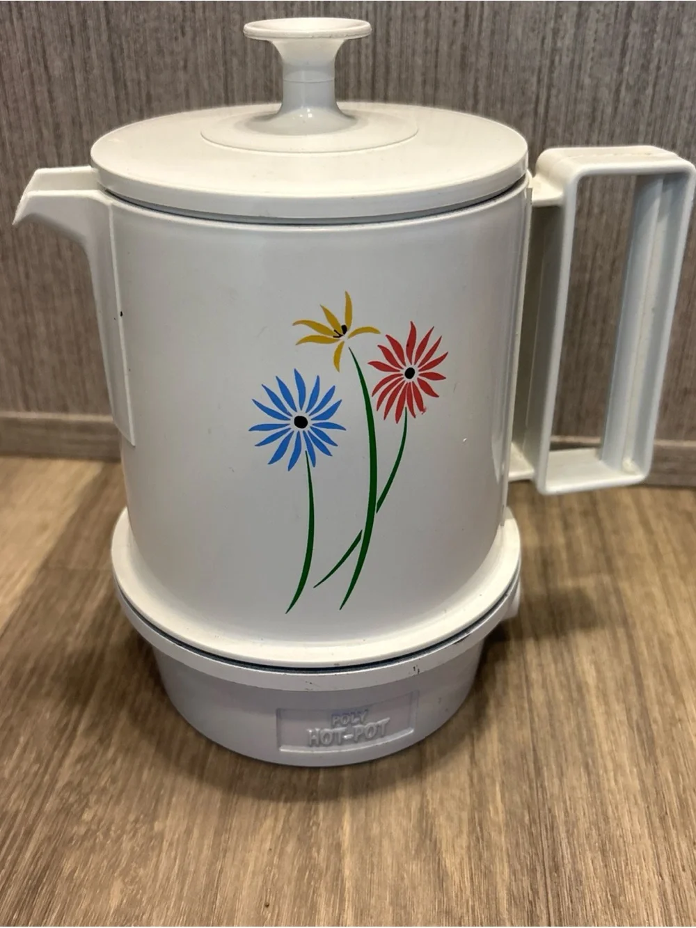 Regal vintage warmer